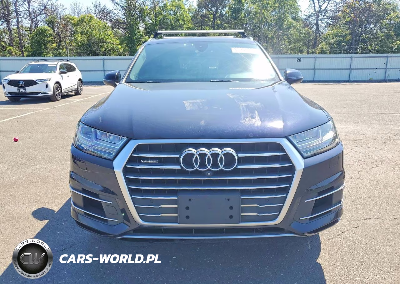 2018 Audi Q7 Premium Plus VIN:WA1LAAF77JD001073 - 5