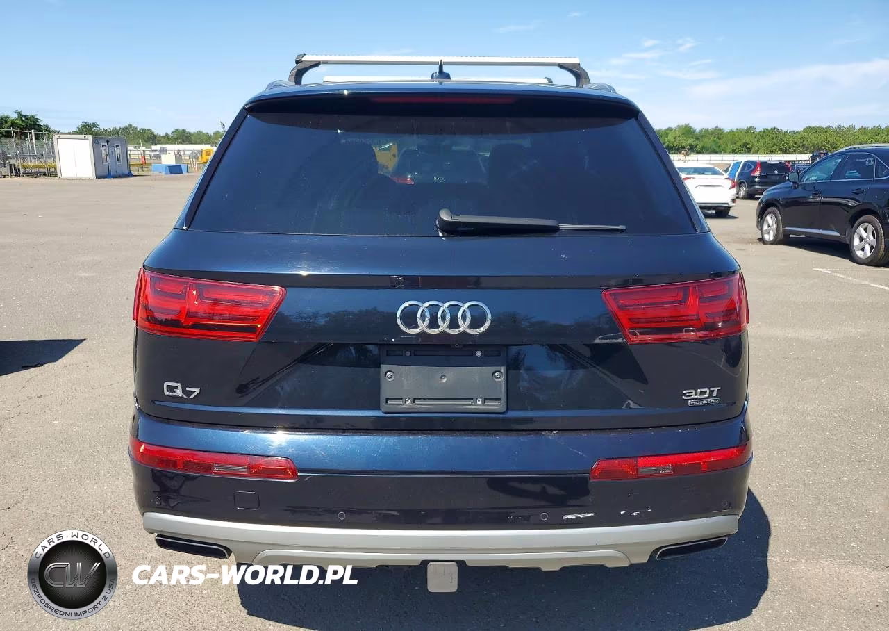 2018 Audi Q7 Premium Plus VIN:WA1LAAF77JD001073 - 6