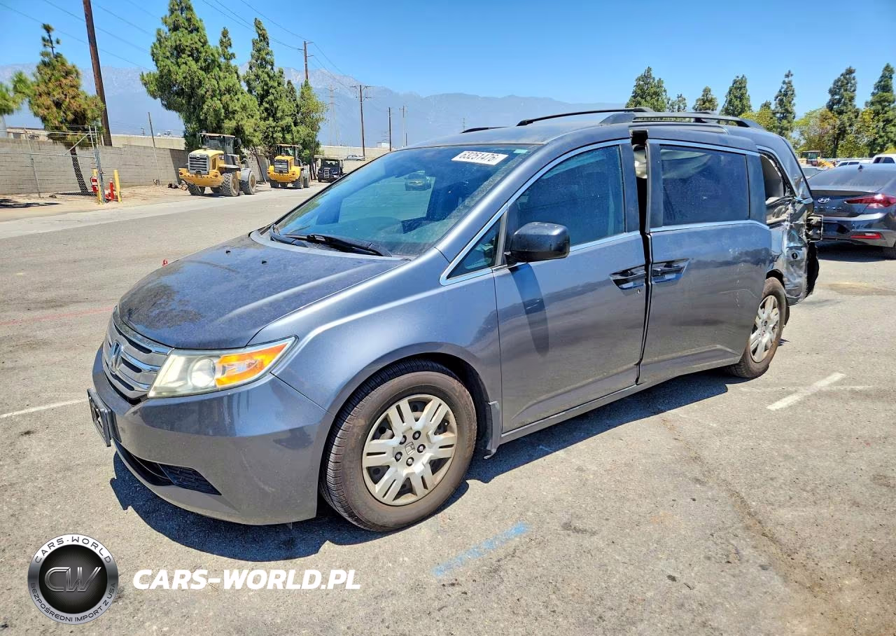 2013 Honda Odyssey Lx – zdjęcie 1 z 13