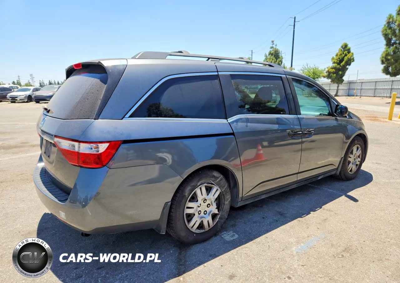 2013 Honda Odyssey Lx VIN:5FNRL5H21DB013848 - 3