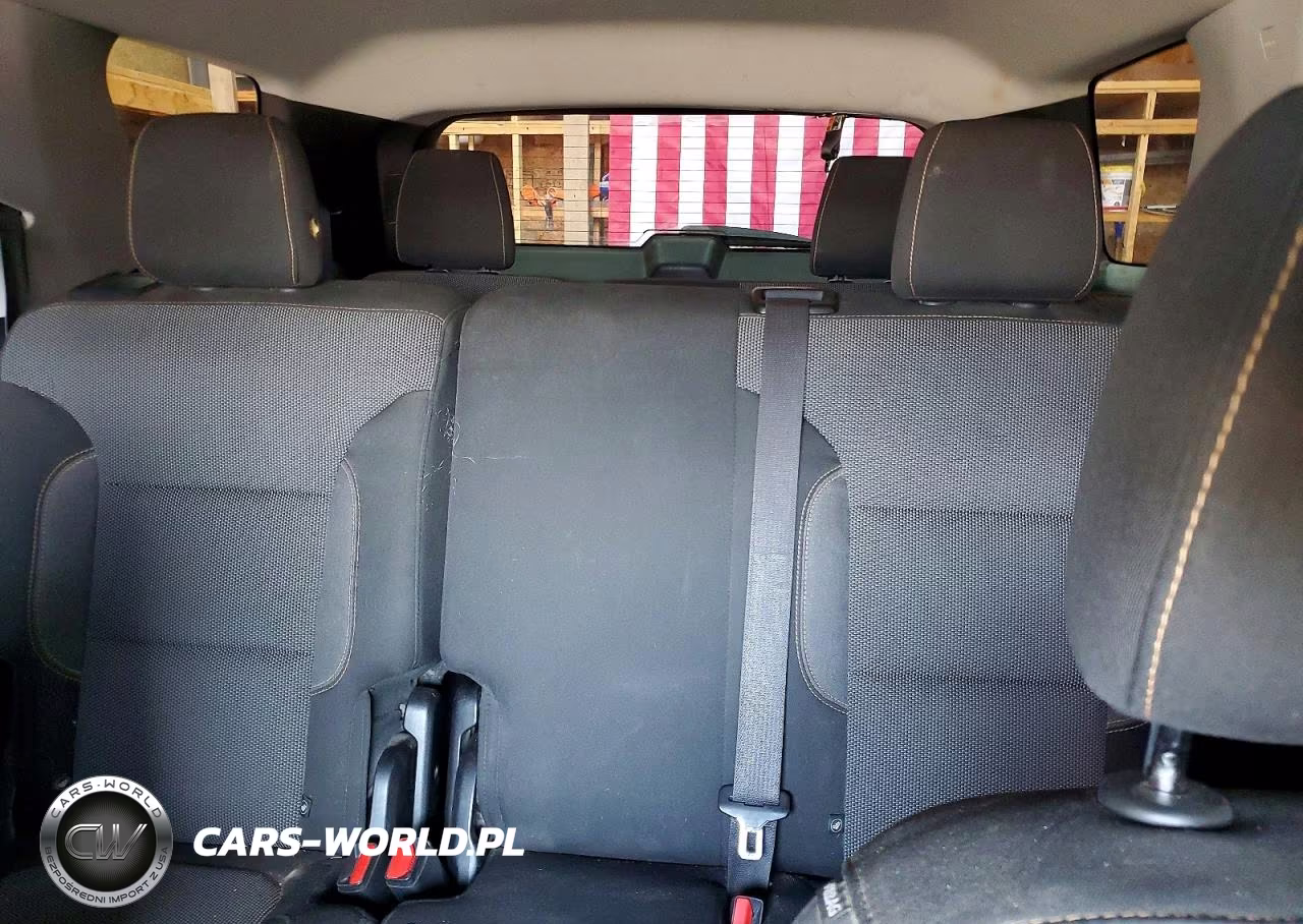 2018 Chevrolet Traverse Ls VIN:1GNEVFKW2JJ201185 - 10