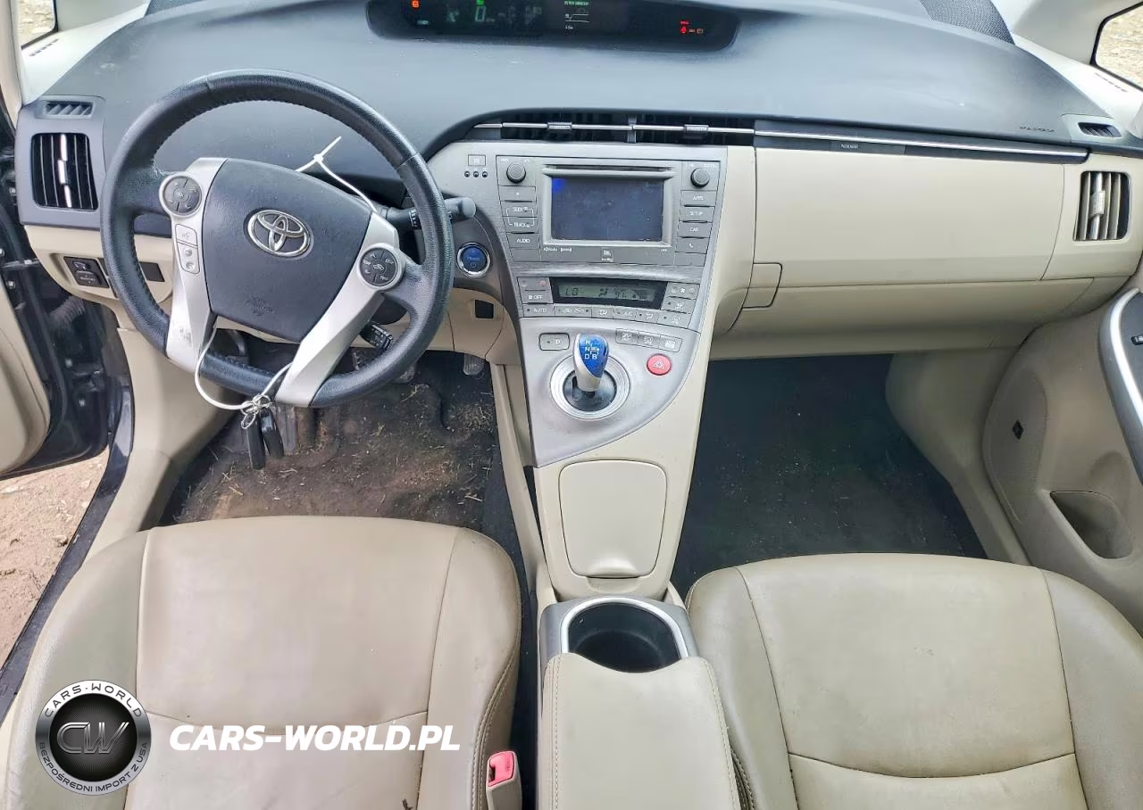 2013 Toyota Prius Four VIN:JTDKN3DU3D0339544 - 8