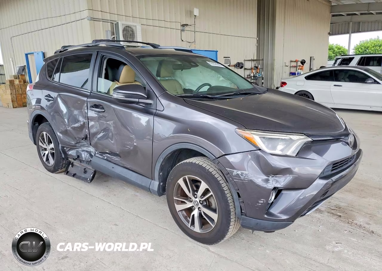 2018 Toyota Rav4 Xle VIN:JTMWFREV6JJ162681 - 4