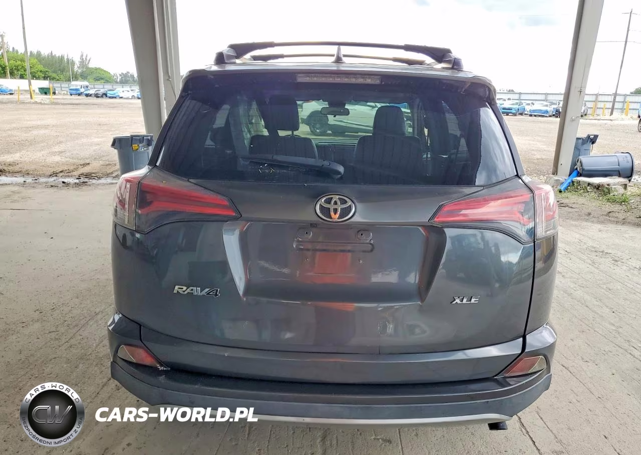 2018 Toyota Rav4 Xle VIN:JTMWFREV6JJ162681 - 6