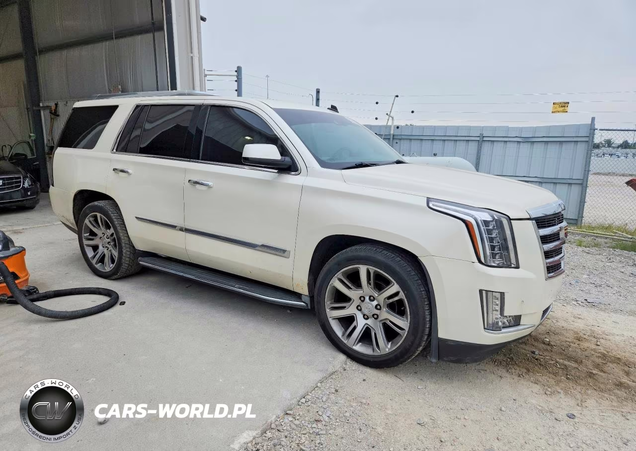 2015 Cadillac Escalade Premium VIN:1GYS4CKJXFR293277 - 4