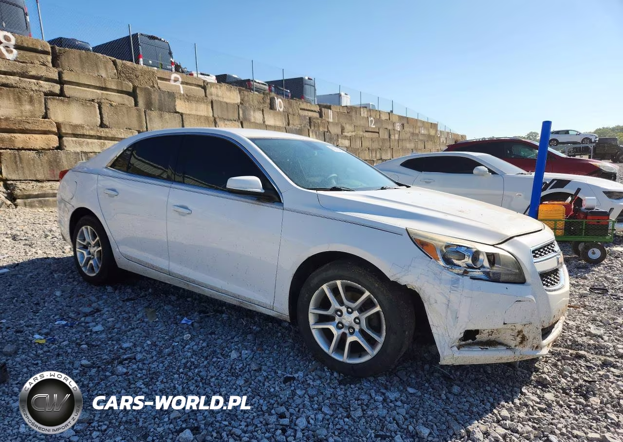 2013 Chevrolet Malibu 1Lt VIN:1G11D5RR5DF115468 - 4