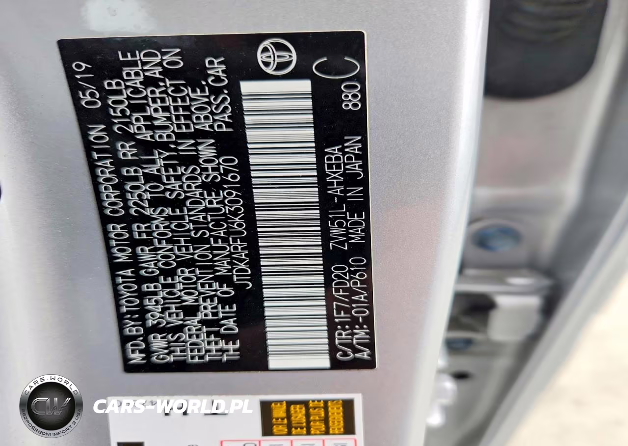 2019 Toyota Prius Le VIN:JTDKARFU6K3091670 - 12
