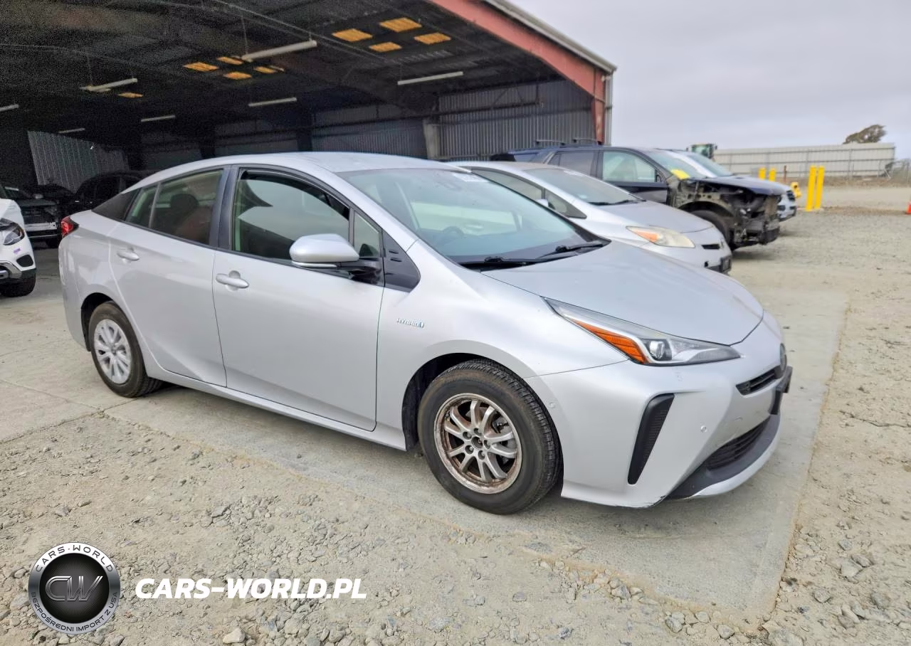 2019 Toyota Prius Le VIN:JTDKARFU6K3091670 - 4