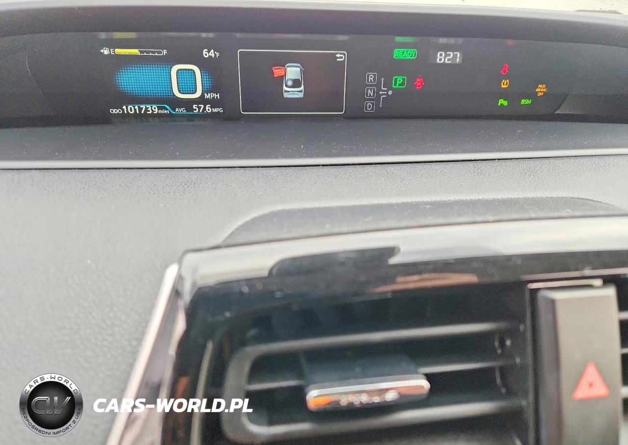 2019 Toyota Prius Le VIN:JTDKARFU6K3091670 - 9