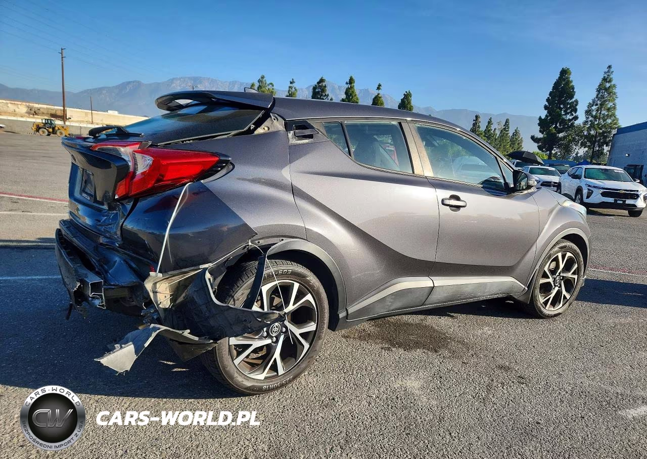 2018 Toyota C-Hr Xle VIN:NMTKHMBX6JR043807 - 3