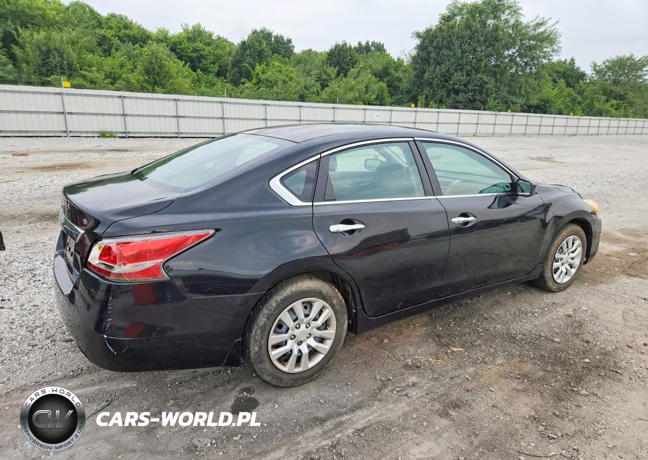 2014 Nissan Altima 2.5 S VIN:1N4AL3AP1EC138120 - 3
