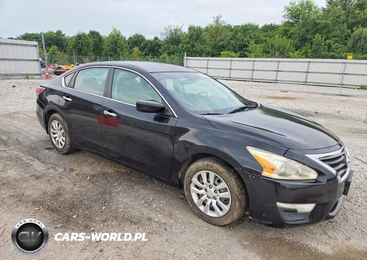 2014 Nissan Altima 2.5 S VIN:1N4AL3AP1EC138120 - 4
