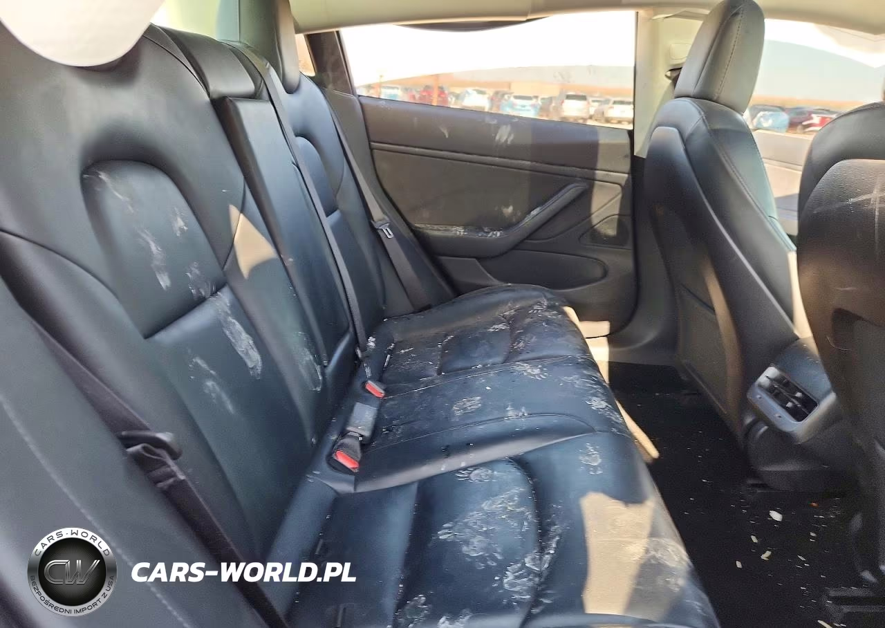 2019 Tesla Model 3 VIN:5YJ3E1EB7KF465023 - 10