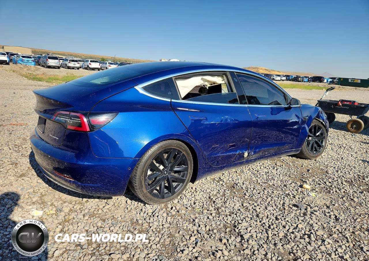 2019 Tesla Model 3 VIN:5YJ3E1EB7KF465023 - 3