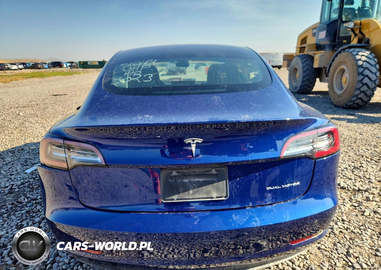 2019 Tesla Model 3 VIN:5YJ3E1EB7KF465023 - 6