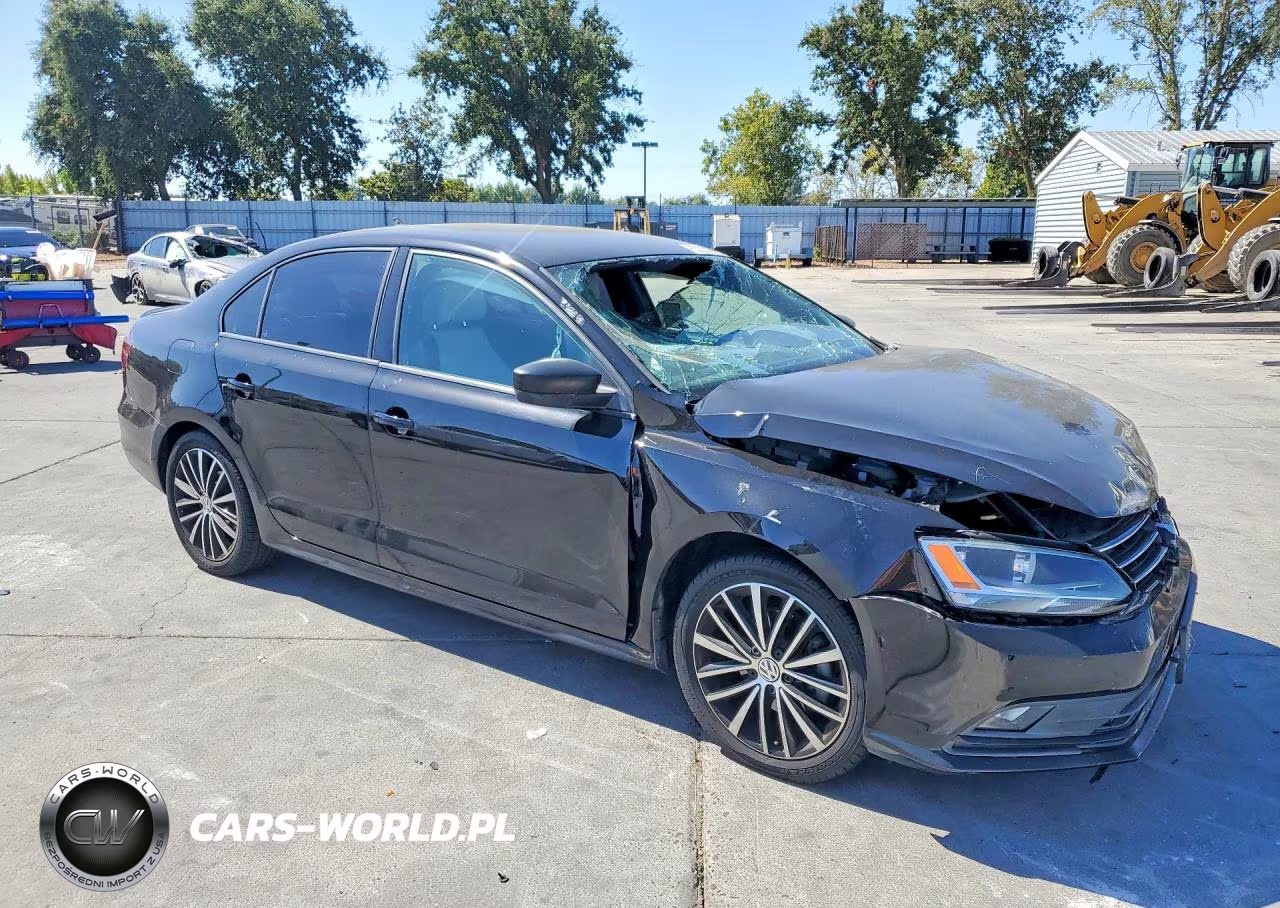 2016 Volkswagen Jetta Sport VIN:3VWD17AJ5GM398339 - 4