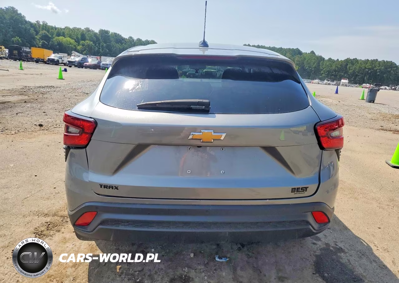 2025 Chevrolet Trax Ls VIN:KL77LFEPXSC304448 - 6