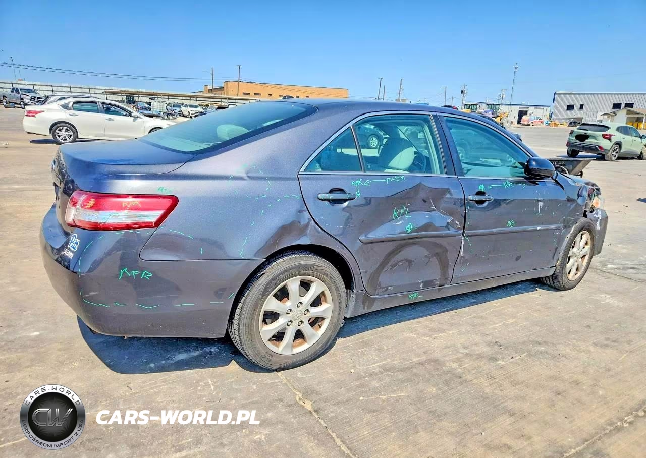 2011 Toyota Camry Le VIN:4T1BF3EK6BU207793 - 3