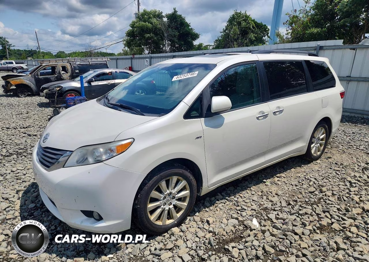 2017 Toyota Sienna Xle 7-Passenger – zdjęcie 1 z 13
