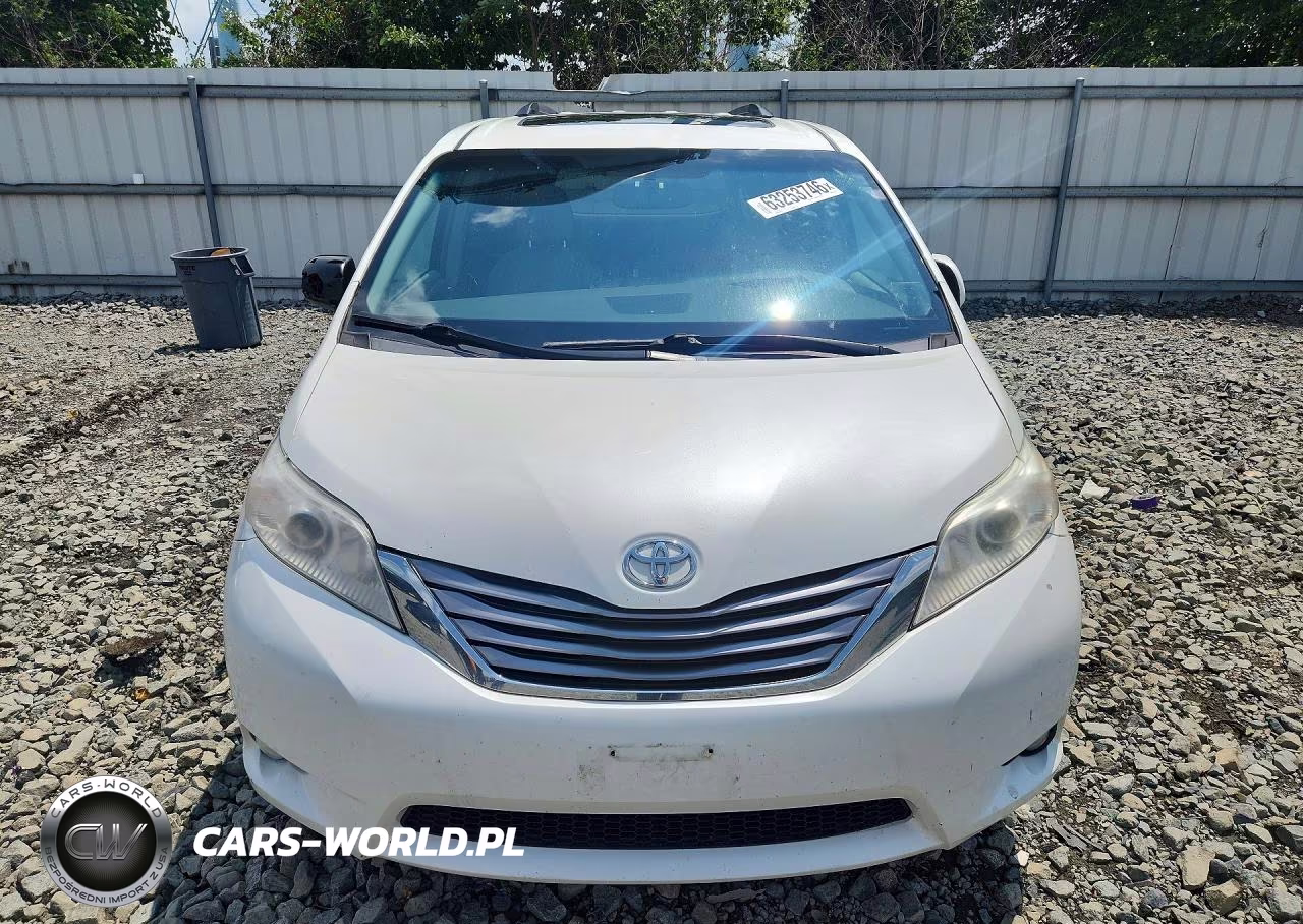 2017 Toyota Sienna Xle 7-Passenger VIN:5TDDZ3DC7HS176730 - 5