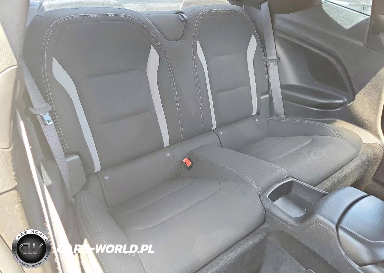 2018 Chevrolet Camaro Lt VIN:1G1FB1RS1J0190741 - 10