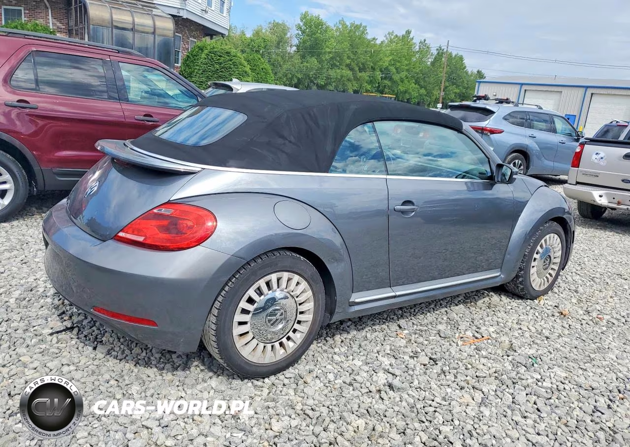2014 Volkswagen Beetle VIN:3VW5P7AT7EM802744 - 3