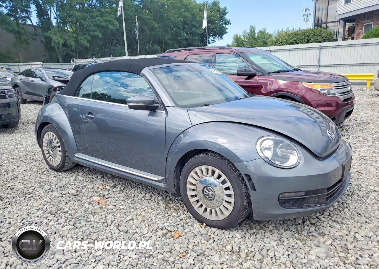 2014 Volkswagen Beetle VIN:3VW5P7AT7EM802744 - 4