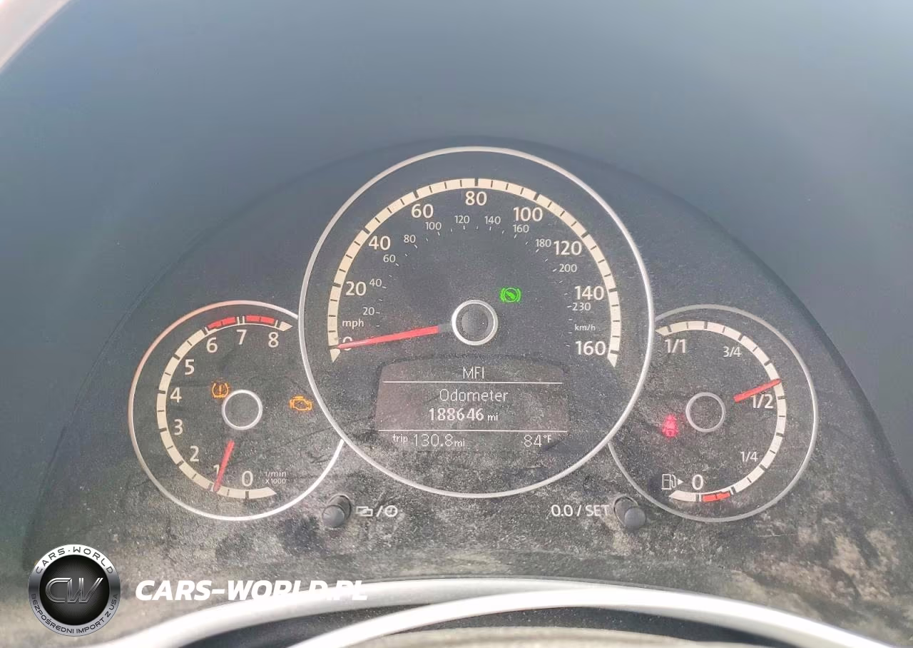 2014 Volkswagen Beetle VIN:3VW5P7AT7EM802744 - 9