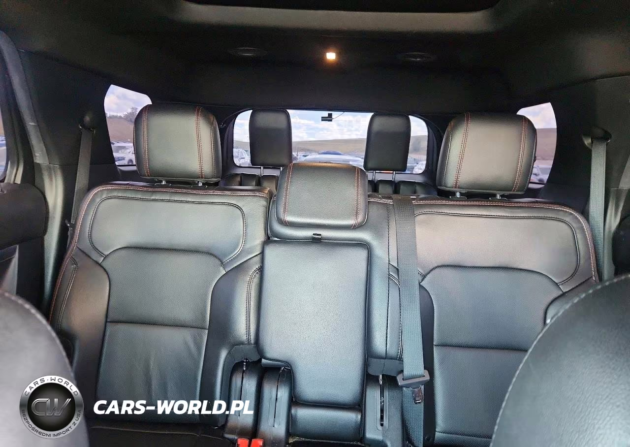 2019 Ford Explorer Sport VIN:1FM5K8GT7KGB12850 - 10