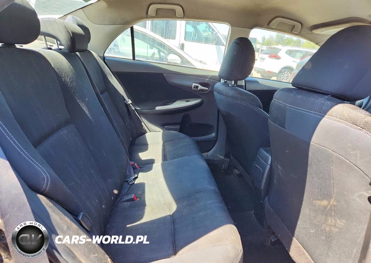 2017 Toyota Camry Se VIN:5YFBU4EEXCP058703 - 10