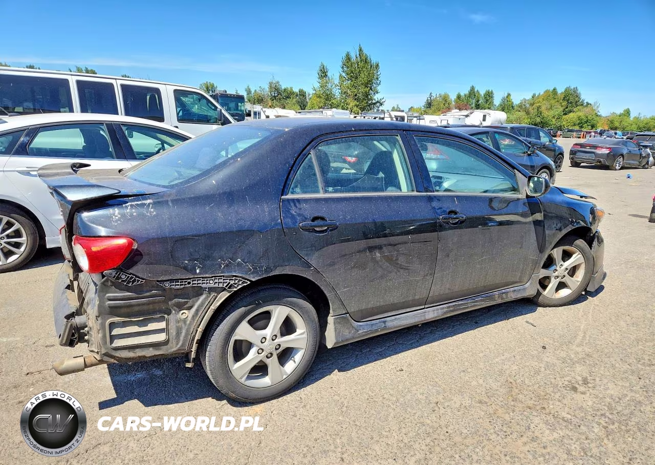2017 Toyota Camry Se VIN:5YFBU4EEXCP058703 - 3