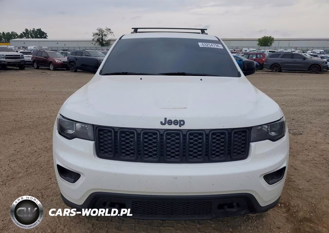 2018 Jeep Grand Cherokee Laredo VIN:1C4RJFAG1JC487017 - 5