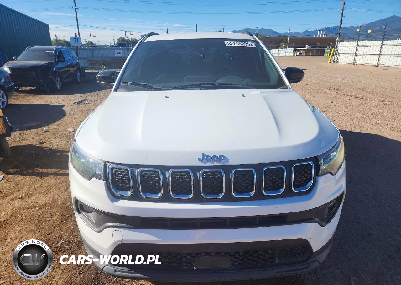 2023 Jeep Compass Latitude VIN:3C4NJDBN2PT561610 - 5
