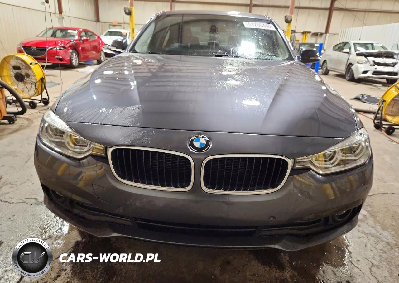 2018 BMW 320 Xi VIN:WBA8A3C51JA499568 - 5