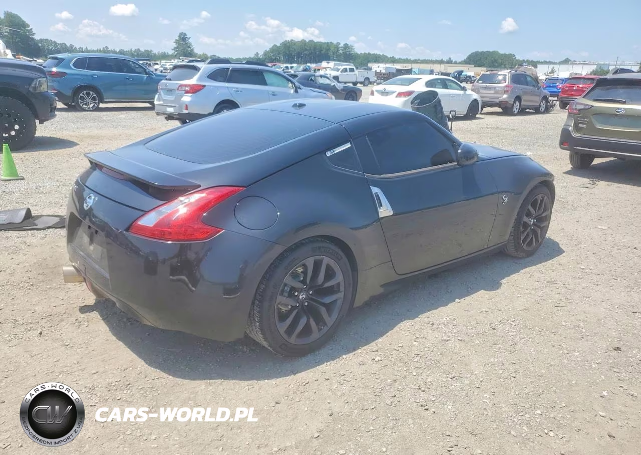 2015 Nissan 370Z Touring VIN:JN1AZ4EH7FM443802 - 3
