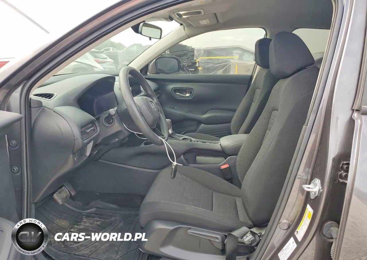 2026 Honda Hr-V Lx VIN:3CZRZ1H34TM720253 - 7