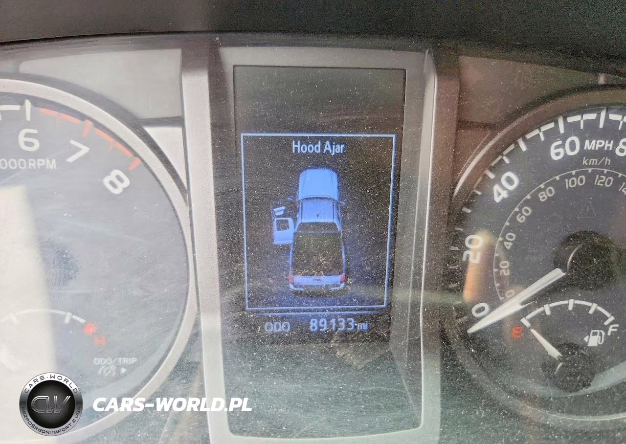 2018 Toyota Tacoma Sr5 V6 VIN:5TFSZ5AN6JX126622 - 9
