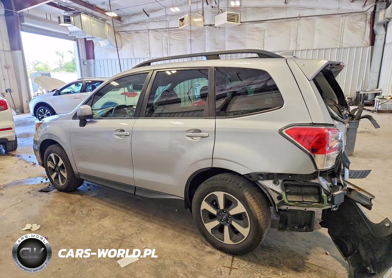 2017 Subaru Forester 2.5I Premium VIN:JF2SJAGC8HH584450 - 2