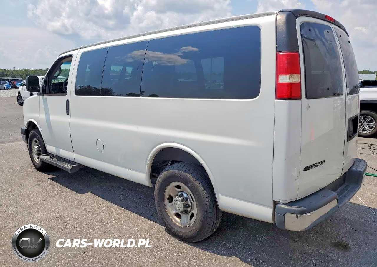 2018 Chevrolet Express G3500 Lt VIN:1GAZGMFG1J1290560 - 2