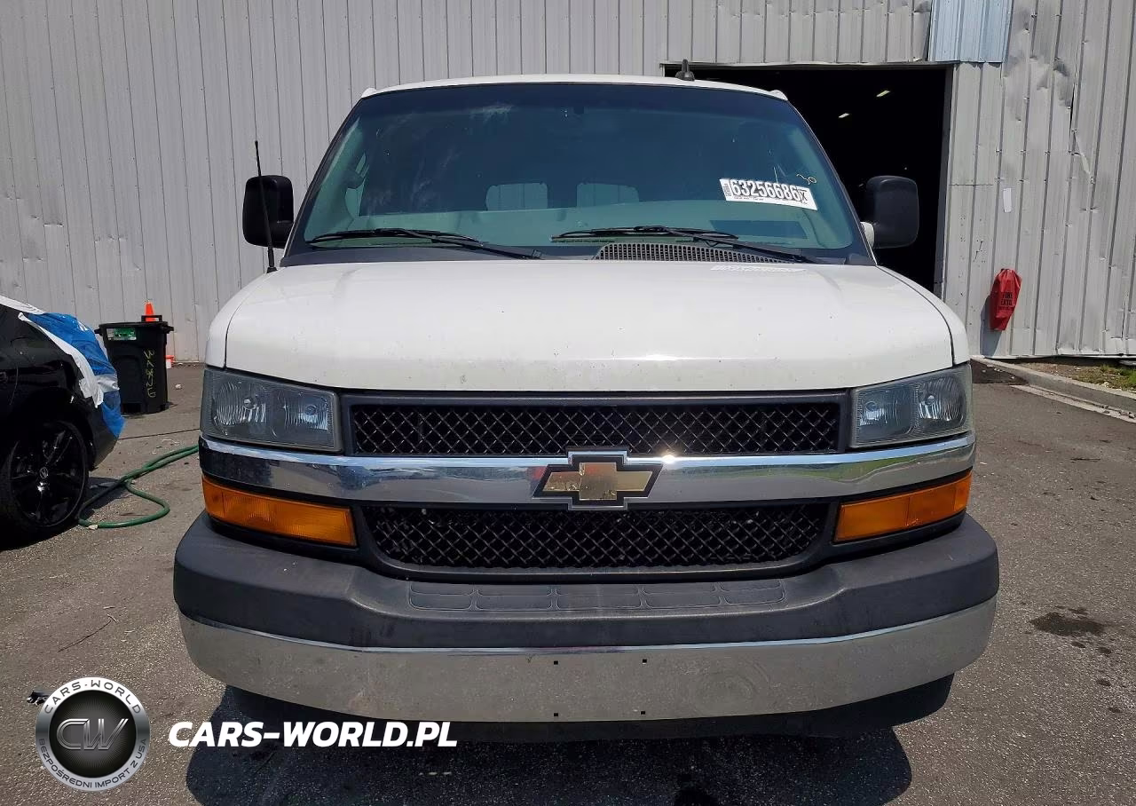 2018 Chevrolet Express G3500 Lt VIN:1GAZGMFG1J1290560 - 5