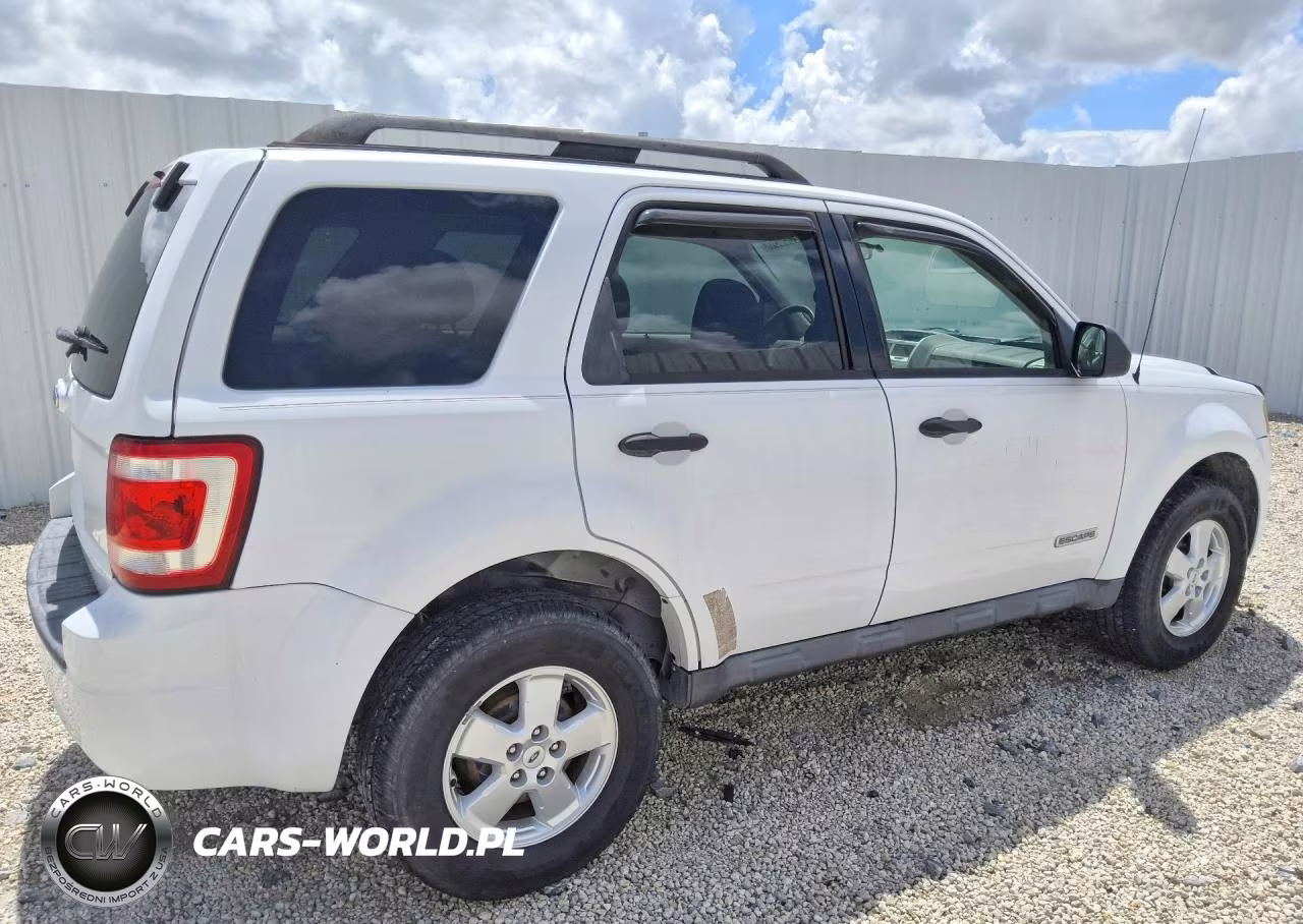 2008 Ford Escape Xlt VIN:1FMCU03Z28KB52773 - 3