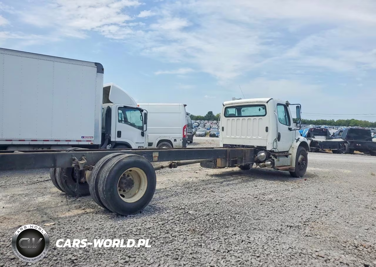 2013 Freightliner Business Class M2 Truck Cab And Chassis VIN:1FVACWDU4DHFE0408 - 3
