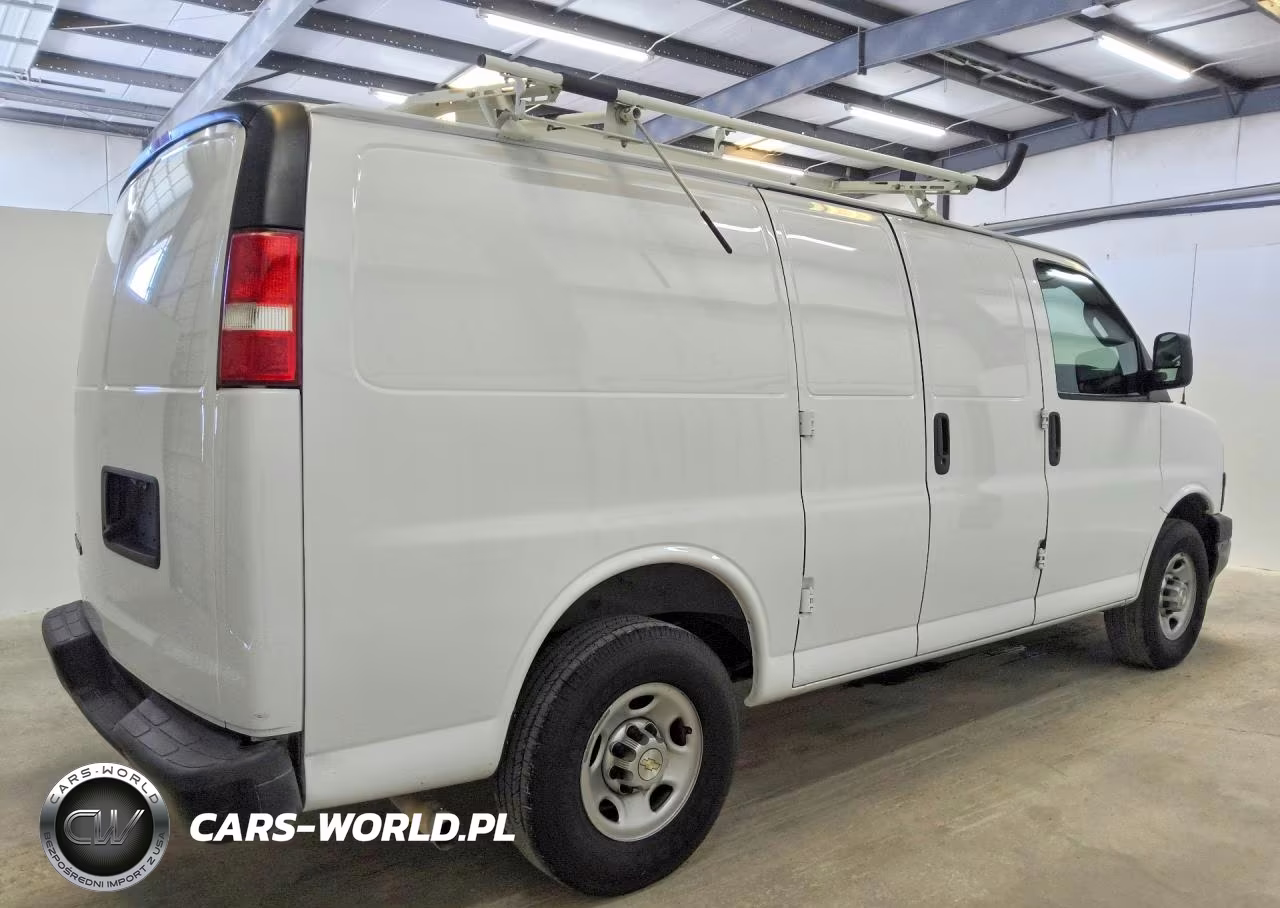 2022 Chevrolet Express G2500 VIN:1GCWGAFP5N1139994 - 3