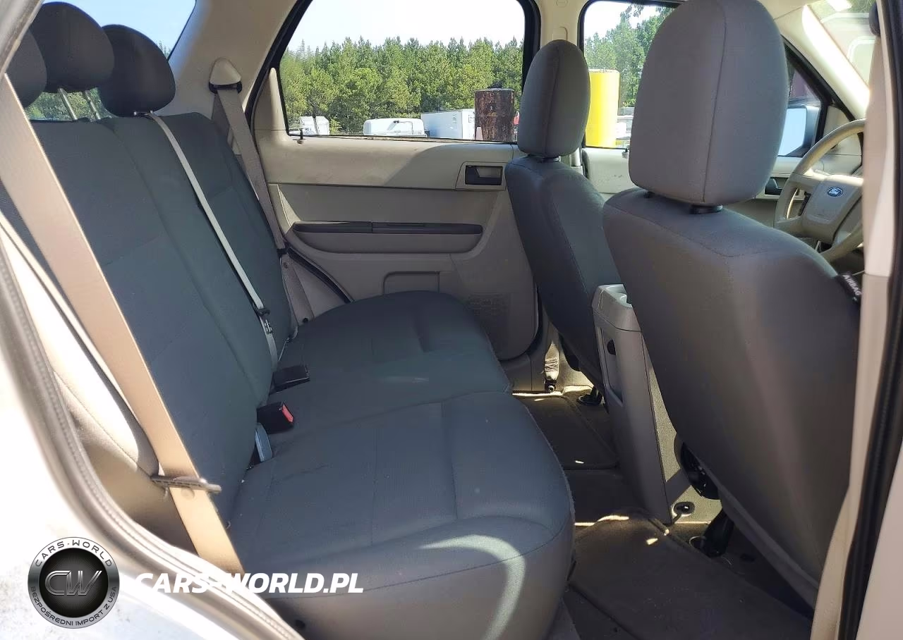 2009 Ford Escape Xls VIN:1FMCU027X9KA74907 - 10