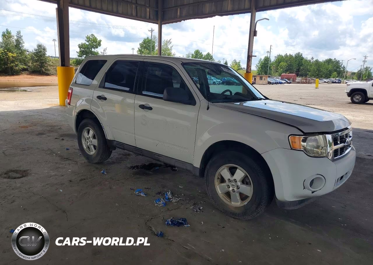 2009 Ford Escape Xls VIN:1FMCU027X9KA74907 - 4