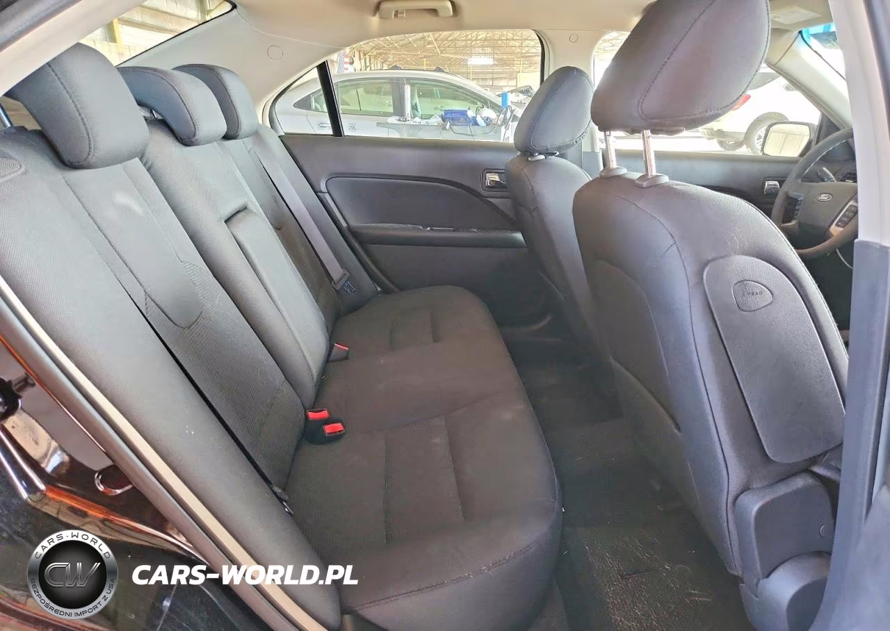 2010 Ford Fusion Se VIN:3FAHP0HA2AR414769 - 10