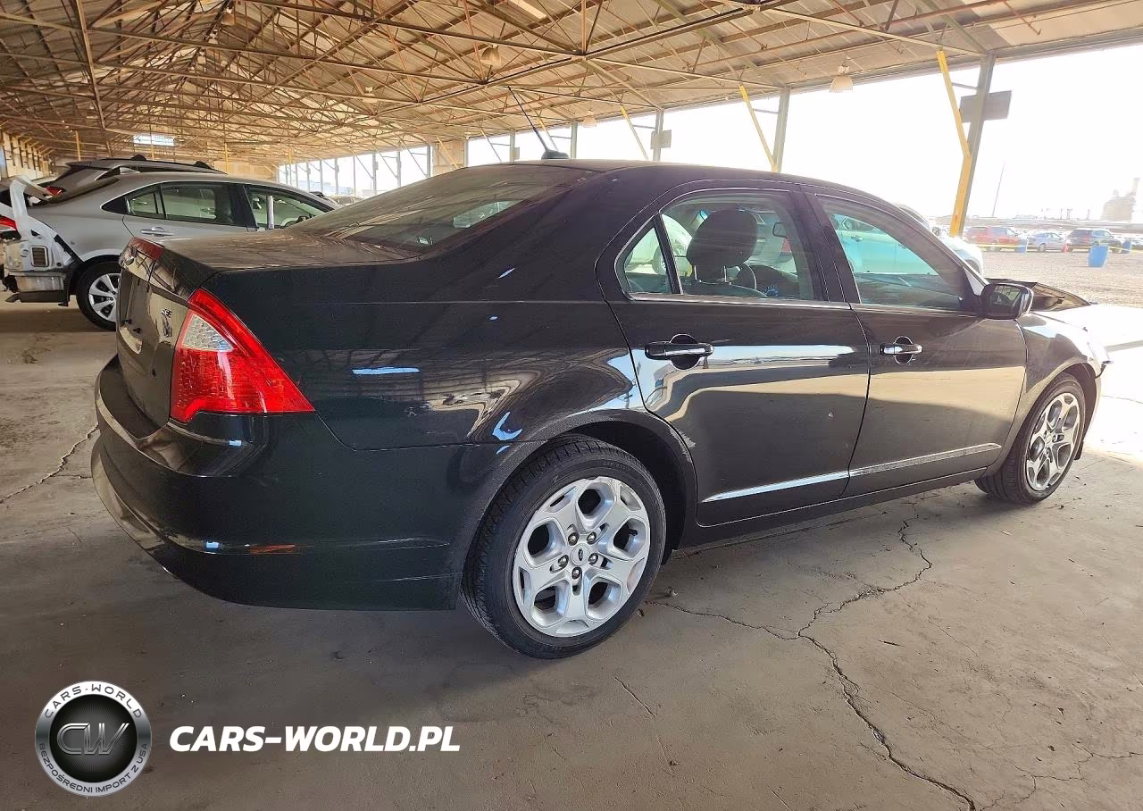 2010 Ford Fusion Se VIN:3FAHP0HA2AR414769 - 3