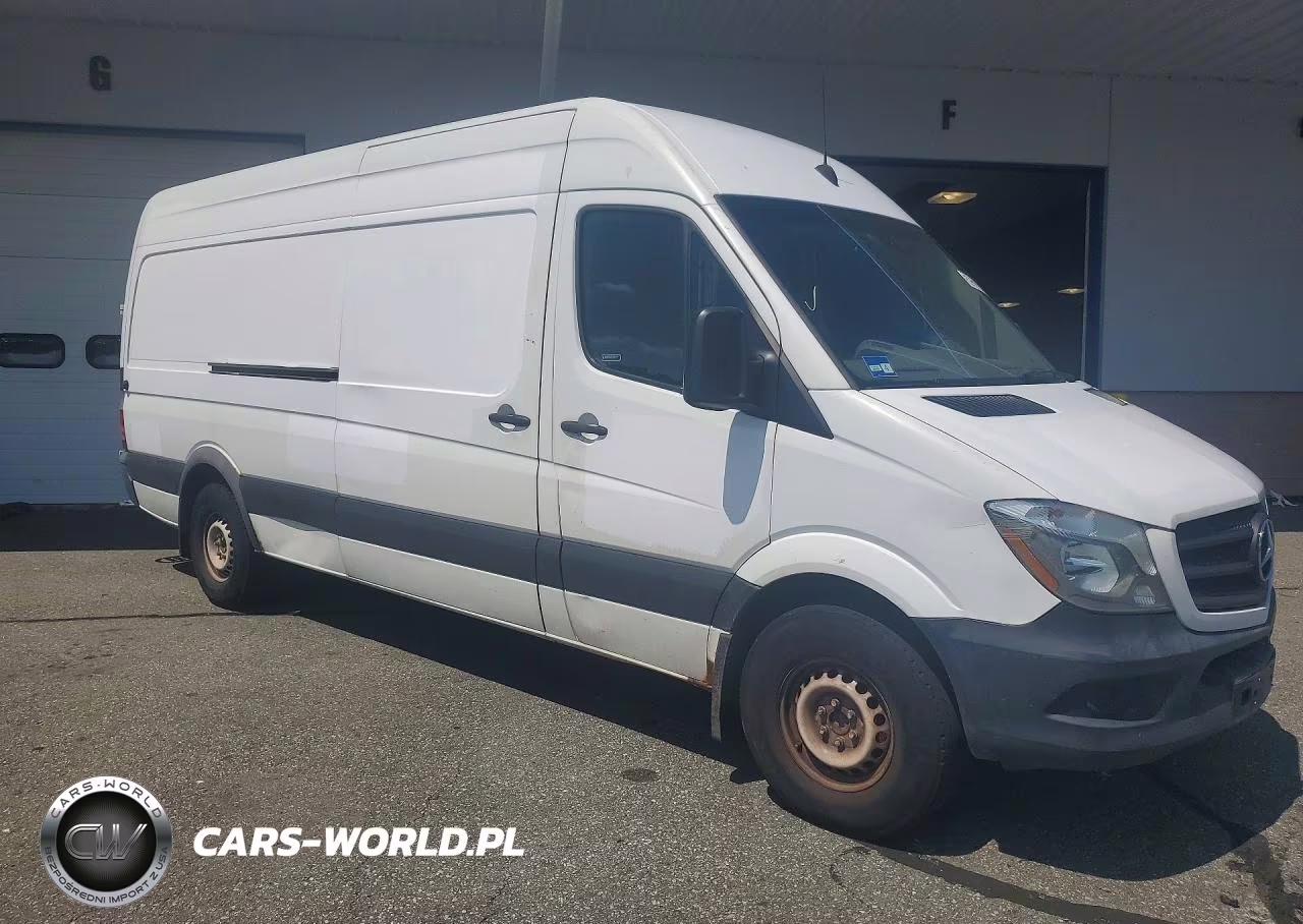 2016 Mercedes-Benz Sprinter 2500 Delivery Van VIN:WD3PE8DD2GP361205 - 4