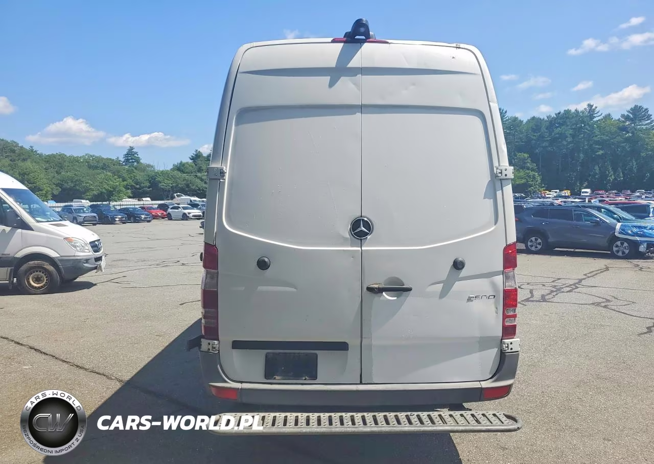 2016 Mercedes-Benz Sprinter 2500 Delivery Van VIN:WD3PE8DD2GP361205 - 6