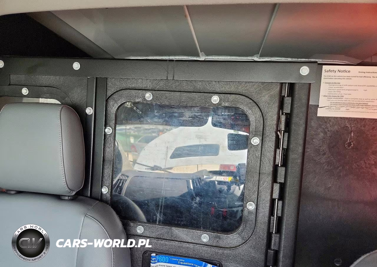 2016 Ford Transit T-150 VIN:1FTYE1YM7GKB19244 - 10